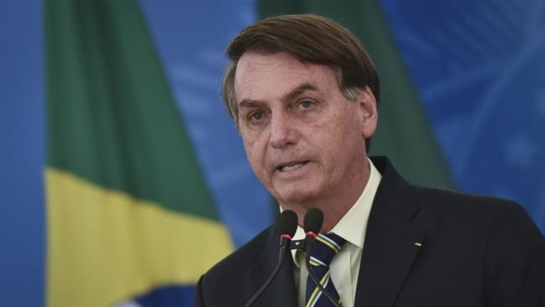 Ditengah Pandemi Virus Corona, Presiden Brasil Memecat Menteri Kesehatan Karena Hal Ini...
