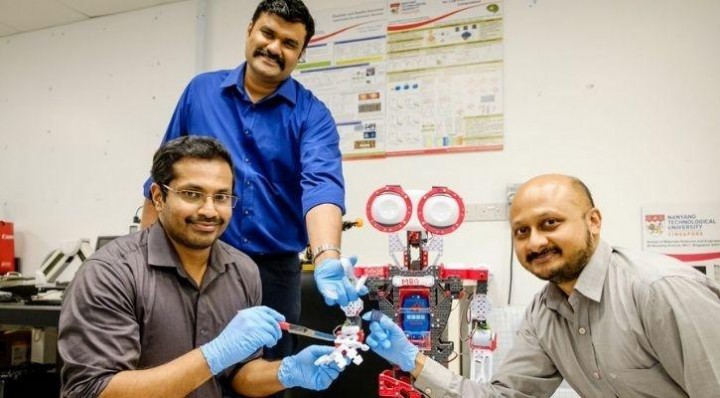Peneliti Membangun Otak Mini Untuk Robot Agar Bisa Merasakan Sakit Dan Menyembuhkan Diri