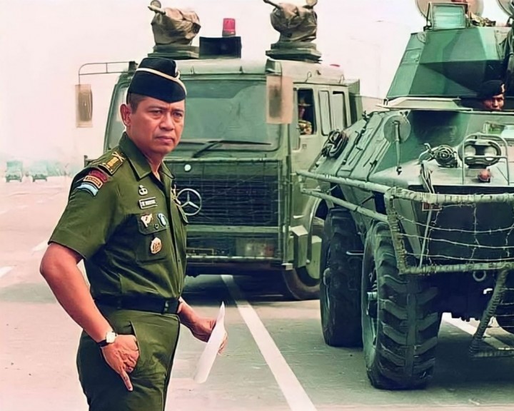 Potret SBY Saat Berpangkat Kolonel TNI AD, Netizen: Gagah Memang Presiden Ku (foto/int)