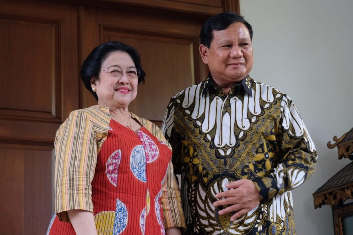 Megawati Soekarnoputri dan Prabowo Subianto. Sumber: Internet