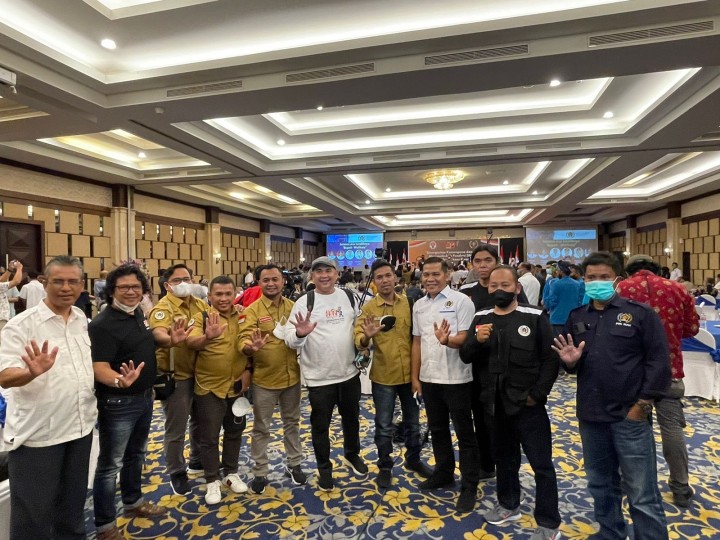 Pengurus PWI Kab Bengkalis dan Ketua PWI Provinsi Riau