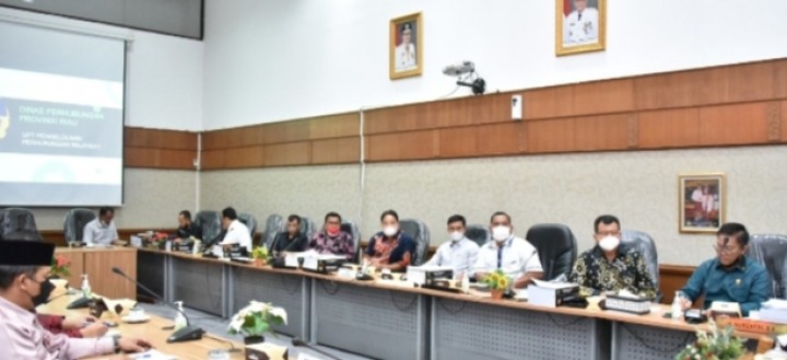 Dewan Bengkalis saat pertemuan dengan Dishub Riau dan ASDP