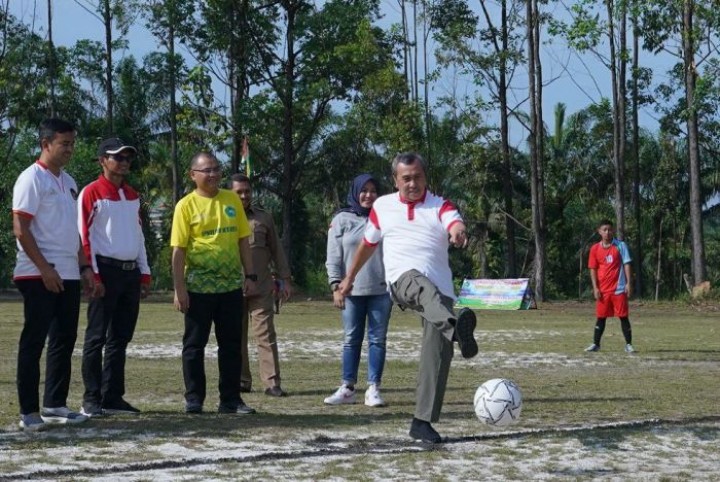 Unilak Super League 2022 Dibuka Gubri Syamsuar, Gemar Olahraga Janga Lupa Belajar