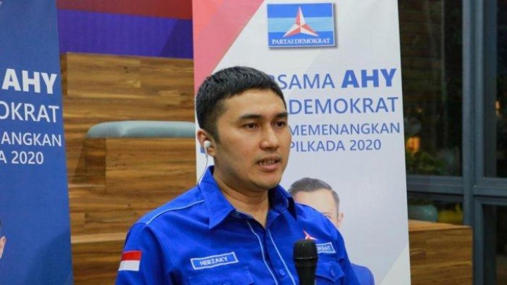 Kepala Badan Komunikasi Strategis (Bakomstra) DPP Partai Demokrat Herzaky Mahendra Putra. Sumber: Tribunnews.com