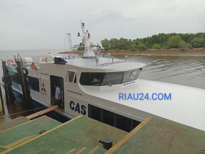 Kapal Fery MV CAS Tujuan Bengkalis - Muar Malaysia