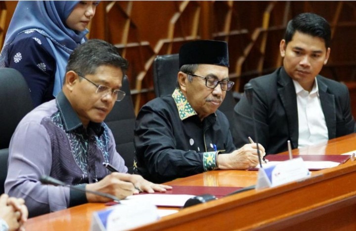 Gubernur Riau Kembali Jajaki Kerja Sama dengan UKM Malaysia | RIAU24.COM