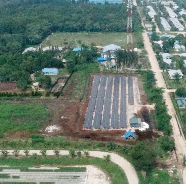 Pembangunan panel surya diatas landfill (Foto: Instagram @sahabatrapp)