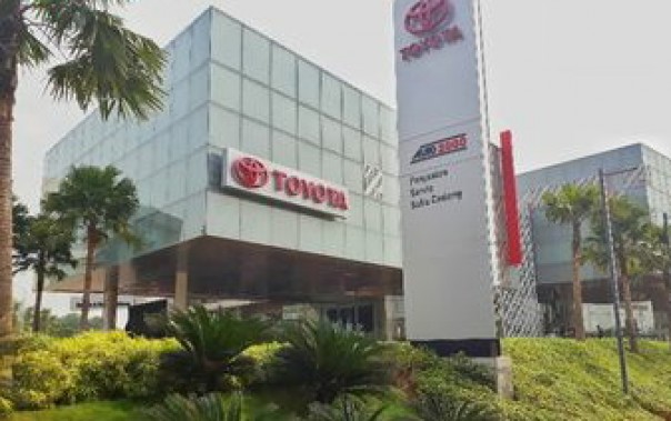 Pusat Penjualan Toyota/int