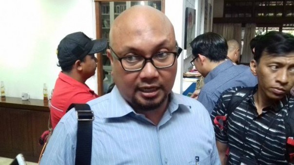 Komisioner KPU Ilham Saputra