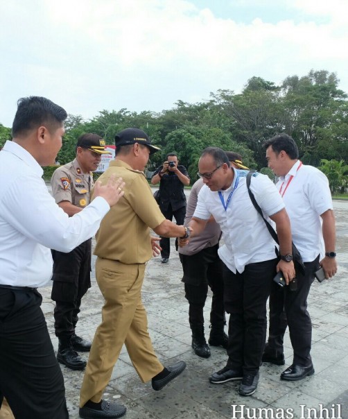 Wabup Inhil H Syamsuddin Uti menyambut kedatangan rombongan Polda Riau dalam kunjungannya ke Inhil/rgo