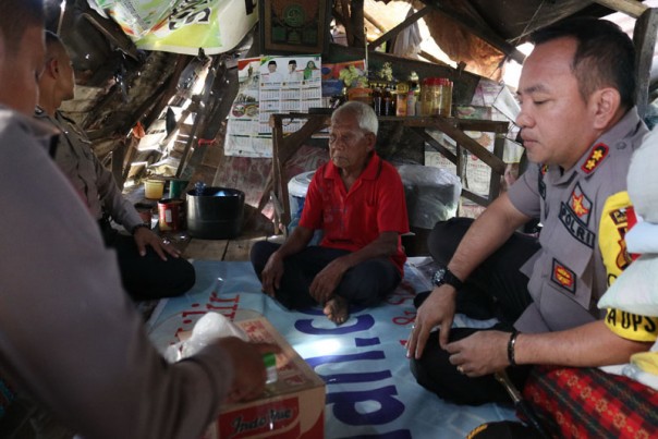 Polres Indragiri Hilir bersama Ikatan Dokter Indonesia melaksanakan kegiatan peduli kasih/rgo