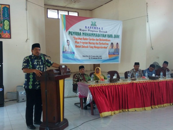 Wakil Bupati Siak H Alfedri saat membuka Rapimda 1 Pemuda Muhammadiyah