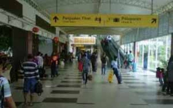 Bandara SSK II Pekanbaru/int