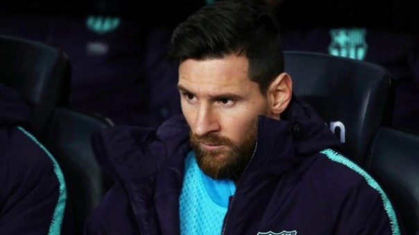 Lionel Messi di bangku cadangan. Foto: int 