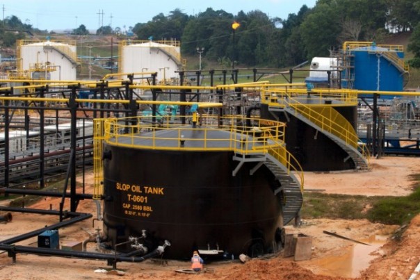 Salah satu fasilitas pengelolaan minyak mentah dalam areal CPP Blok, Riau. Foto: int 