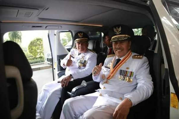 Syamsuar dan Edy Natar dilantik menjadi Gubernur dan Wakil Gubernur Riau