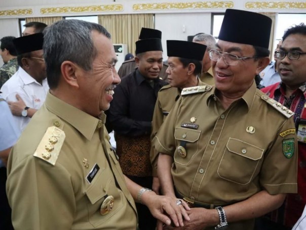 HM Wardan menghadiri acara pisah sambut dan Serah Terima Jabatan Gubernur Provinsi Riau/ADV