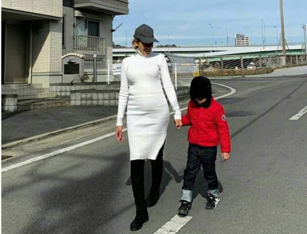 Kedekatan Nikita Mirzani dengan anak-anaknya (foto/instagram) 