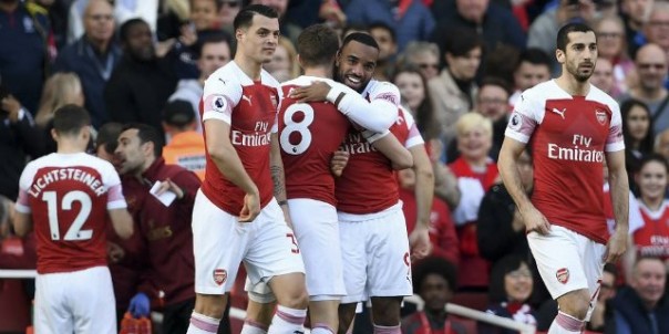 Para pemain Arsenal merayakan gol ke gawang Bournemouth. Foto: int 