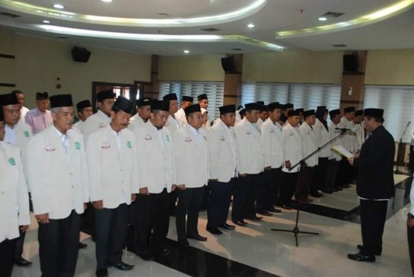 Pengurus Majelis Ulama Indonesia (MUI) Kabupaten Indragiri Hulu masa khidmat 2019-2024 resmi dikukuhkan/azi