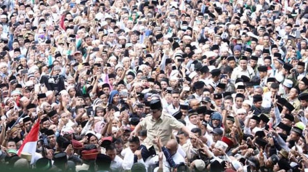 Ribuan masyarakat antusias sambut Prabowo