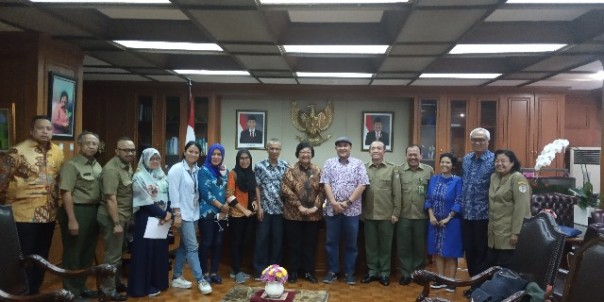 Foto bersama Menteri LHK Siti Nurbaya/ist