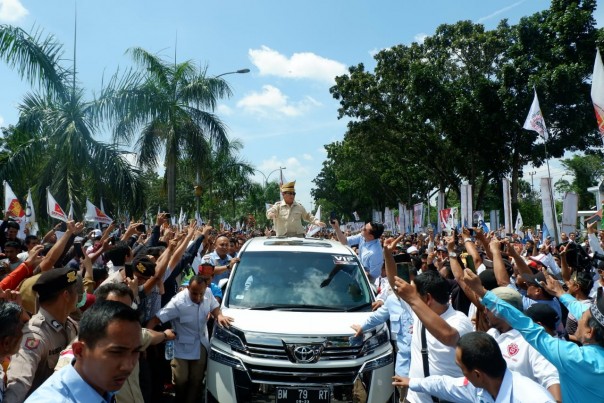 Prabowo Subianto saat berada di Pekanbaru, Riau