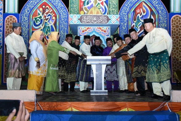 Bupati Bengkalis Amril Mukminin secara resmi membuka Musabaqah Tilawatil Qur'an (MTQ) XXX tingkat Kecamatan Bukit Batu/hari