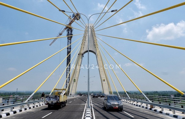 Jembatan Siak IV atau Jembatan Marhum sudah bisa dilalui oleh warga Pekanbaru, Senin (18/3/2019) siang.