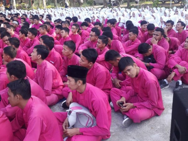 Siswa SMAN 1 Mandau antusias mengikutti sosialisasi HIV/AIDS/hari