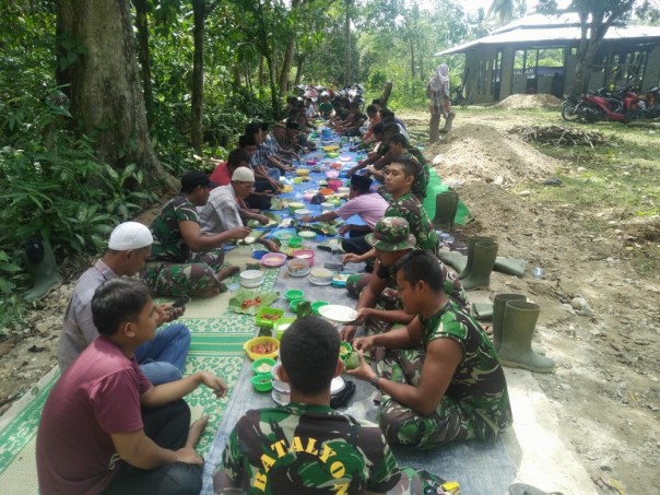 Acara syukuran kegiatan TMMD di Desa Seberang Gunung Kecamatan Gunung Toar/zar