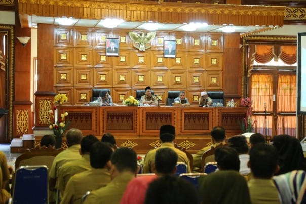 H Alfedri membuka Rapat Entry Briefing Pemerintah Kabupaten Siak bersama BPK-RI Perwakilan Provinsi Riau,/lin