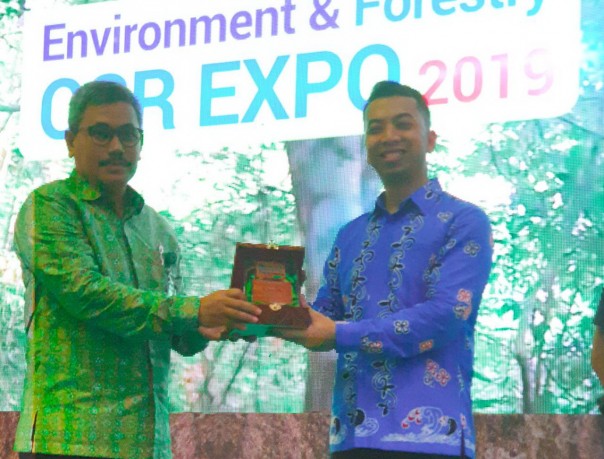 APRIL kembali dipercaya sebagai juara 1 stand terbaik kategori industri BUMN dan Swasta dalam IndoGreen Environment & Forestry Expo 2019/