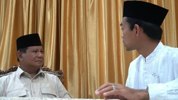 Ustaz Abdul Somad berdialog dengan Prabowo Subianto (foto/instagram)