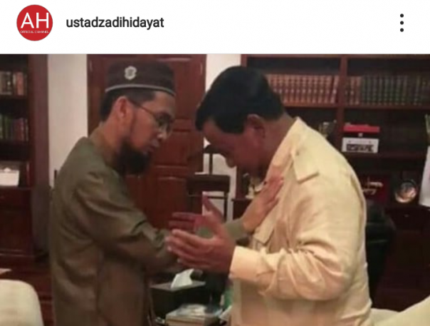 Positngan yang diunggah Ustaz Adi Hidayat saat mendoakan capres 02 Prabowo Subianto