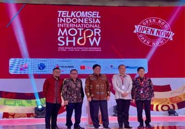 pembukaan Telkomsel Indonesia International Motor Show 2019 (IIMS), di Jakarta (25/4)./IST