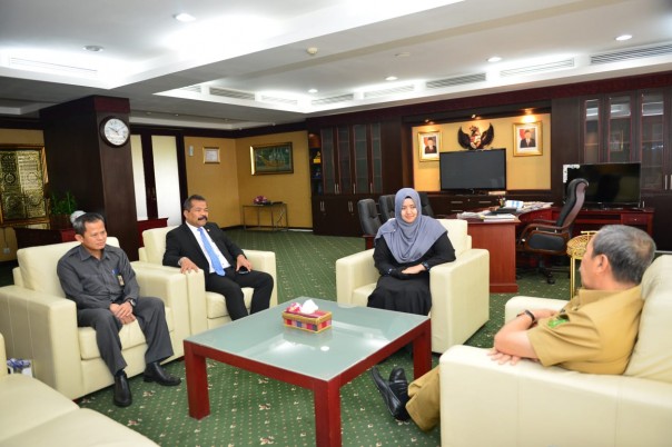 Pihak Pemprov Riau bertemu dengan Konsulat Malaysia, Senin, 14 Mei 2019