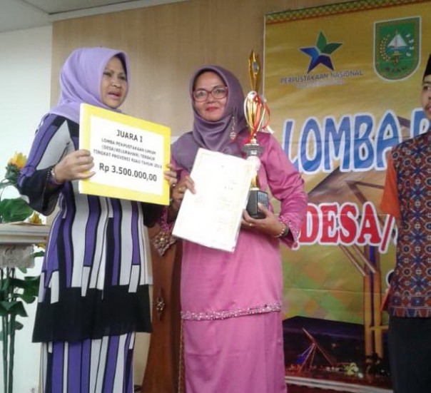 (Perpusdes) Jangkang Kecamatan Bantan Kabupaten Bengkalis meraih prestasi gemilang sebagai juara pertama /hari