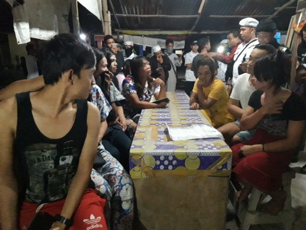 FPI Kota Pekanbaru Temukan 15 Waria yang tengah menantikan tamu di sebuah kosan di dekat area kampus.