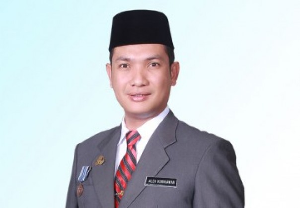 Sekwan DPRD Pekanbaru, Alek Kurniawan (foto/int)