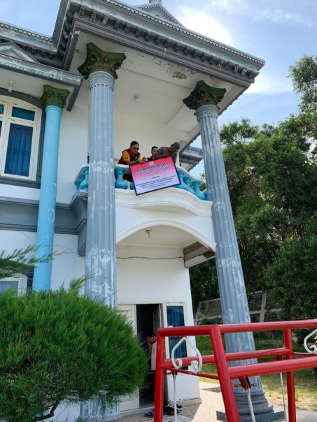 Satu unit rumah yang terletak di Komplek Villa Jalan Lobak, kota Pekanbaru disita Kejari Bengkalis/hari