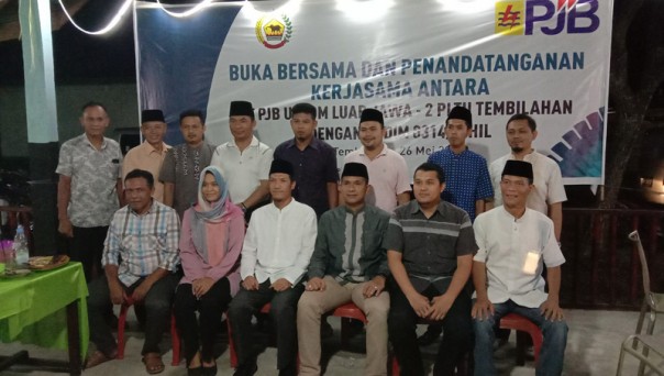 Foto bersama usai penandatanganan kerja sama dengan PLN Inhl/rgo