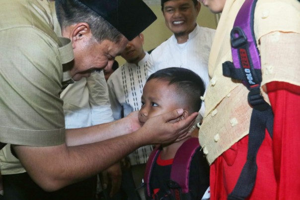 Bupati Siak H Alfedri saat kunjungan di Kecamatan Bungaraya, Siak/lin