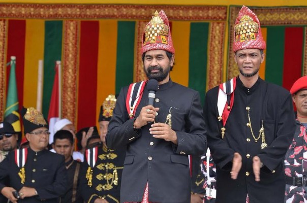 Mantan Panglima Gerakan Aceh Merdeka (GAM), Muzakir Manaf alias Mualem (foto/int) 