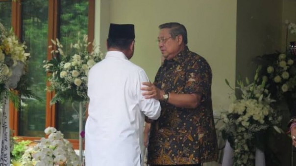 Prabowo takziah ke Rumah SBY