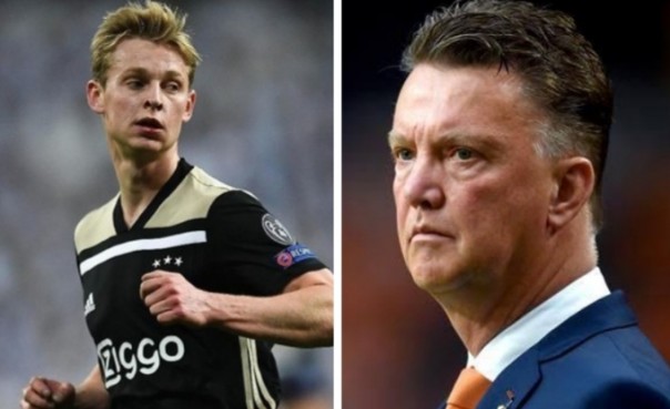 Van Gaal kritik De Jong memilih pindah ke Barcelona (foto/int)