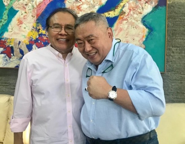 Ekonom Senior, Rizal Ramli saat bersama Lieus Sungkharisma