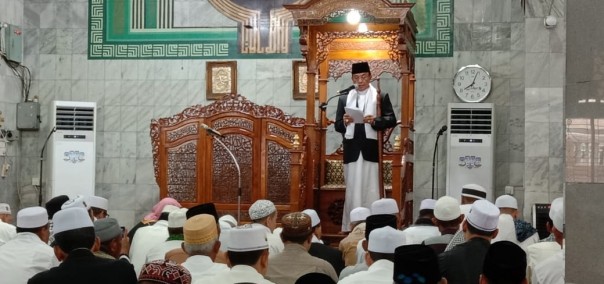 Bupati Indragiri Hilir HM Wardan menjadi khatib Shalat Idul Fitri 1440 Hijriyah/ADV