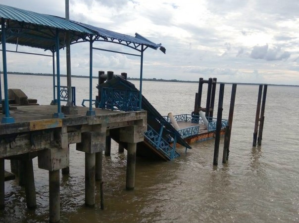 Aktivitas Turun Naik Penumpang Di Tanjung Samak Dipindahkan Ke Pelabuhan TPI