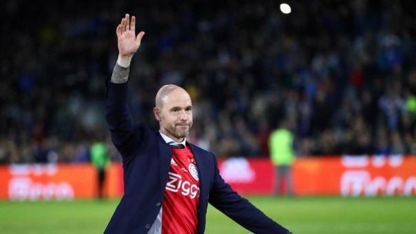 Erik ten Hag memperpanjang kontrak bersama Ajax Amsterdam (foto/int)